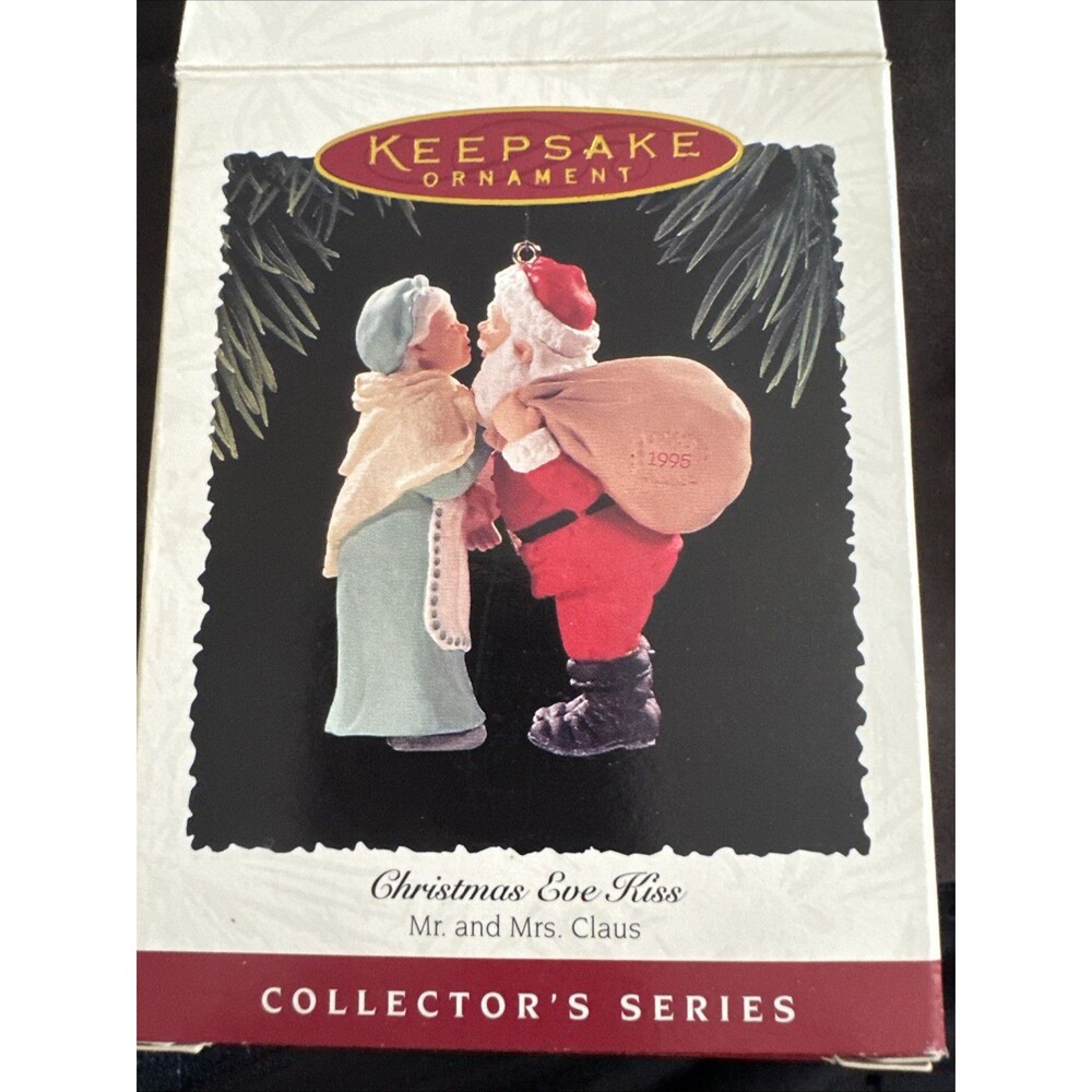 Hallmark 1995 Christmas Eve Kiss Mr. and Mrs. Santa Claus Keepsake Ornament - Picture 2 of 7